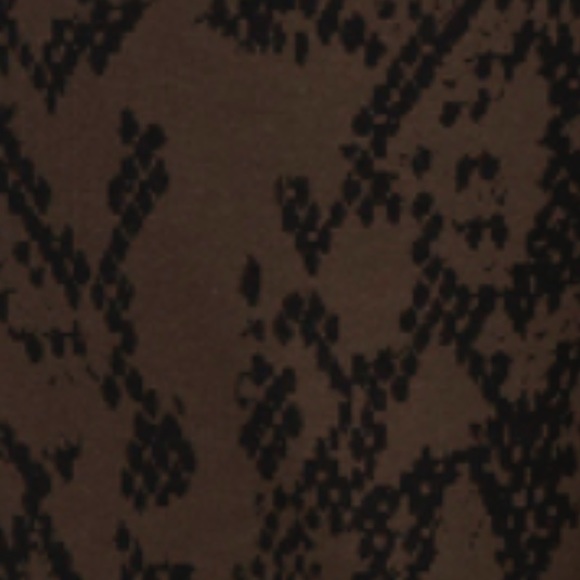 2022 Fall/Winter Cool It Crop M 4316 Medium - Picture 16 of 16